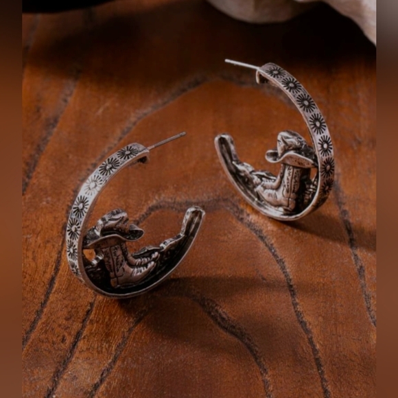 Western Charm Silver Boot Earrings - Picture 2 of 8
